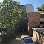 Apple City