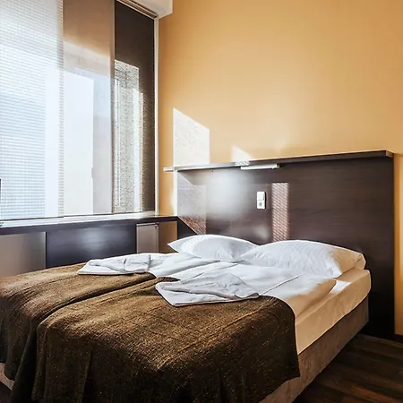 Apple 3* Berlin